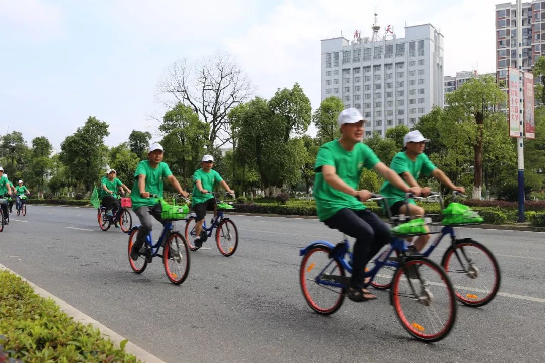 青少年“绿色出行”校园足球正式启动，行业推广全民绿色运动的简单介绍