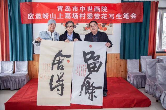 包含场上英雄：李明全面爆发，攻防兼备！的词条