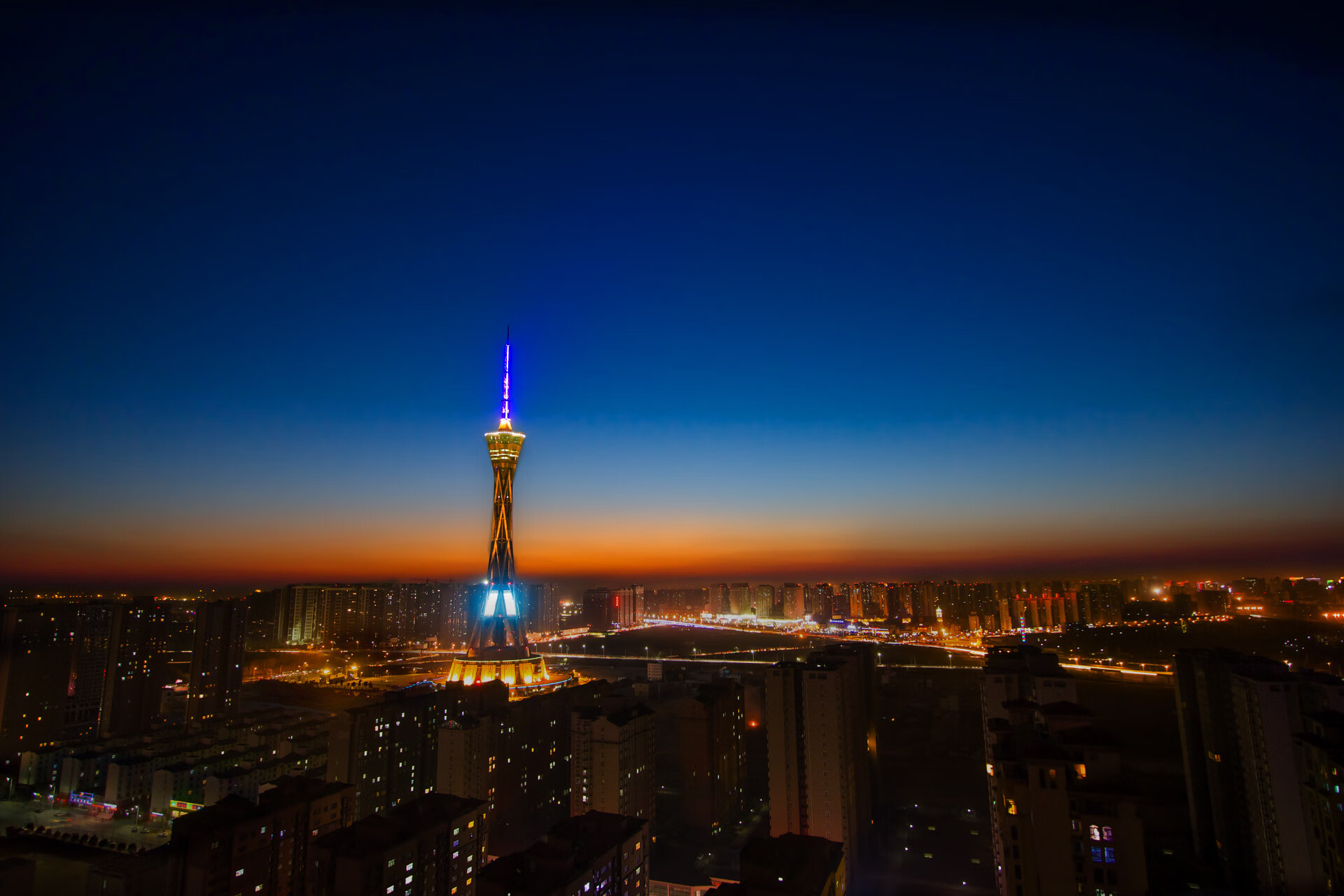 米兰体育中国官网-快船宣布交易威少，新援首秀砍下17分，快船交易走了谁