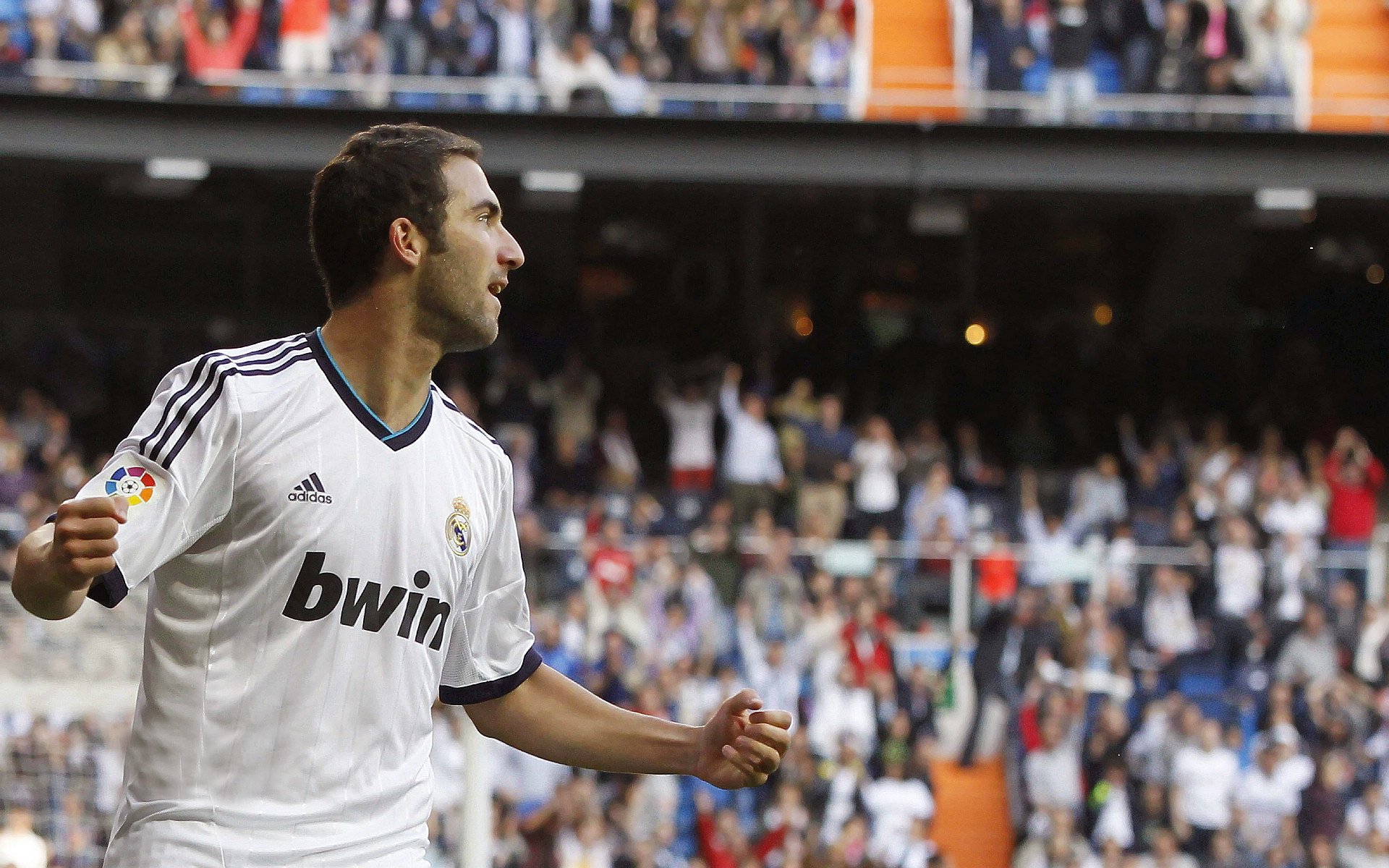 最动人的“球队团魂”瞬间:合作成就奇迹,团队球员