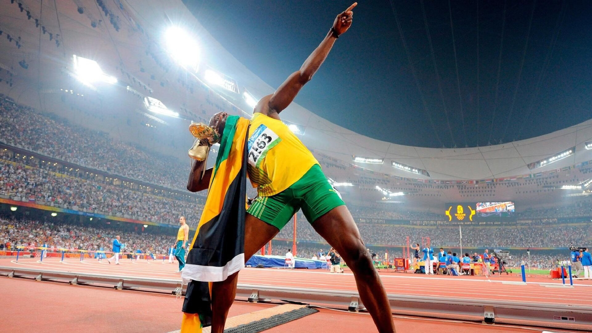 米兰体育-裁判标准升级：不断完善规则，确保比赛公平公正，裁判标准统一